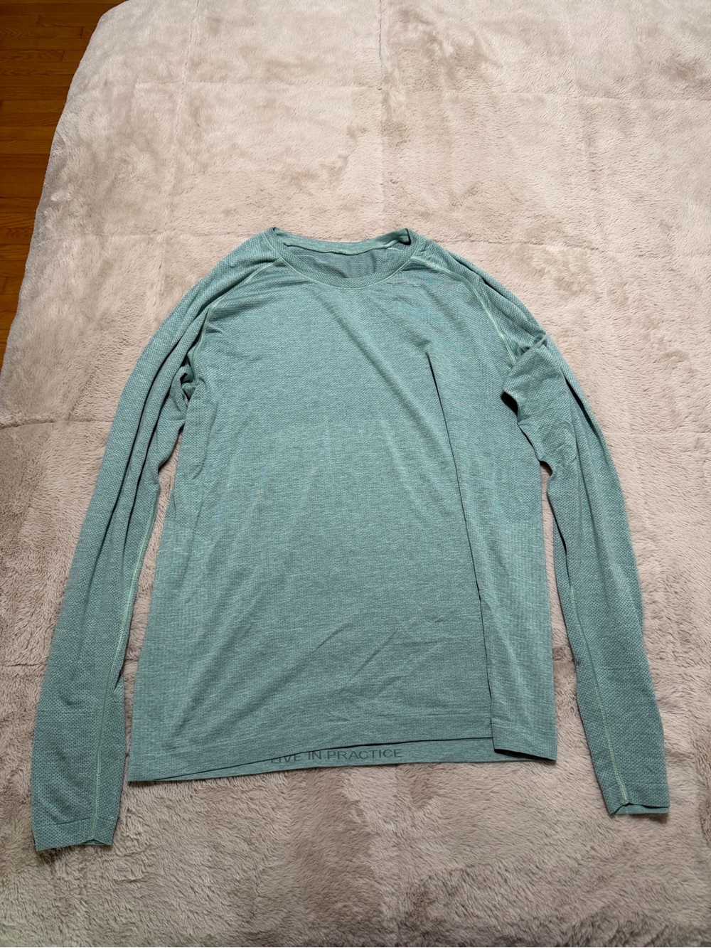 lululemon athletica Men's Long Sleeve Performance Tee - Seafoam